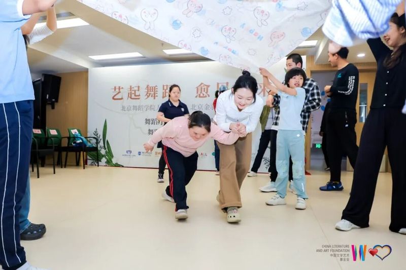 微信图片_2025-12-05_150019_329.jpg